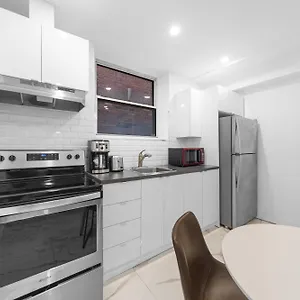  Apartment Stonewall